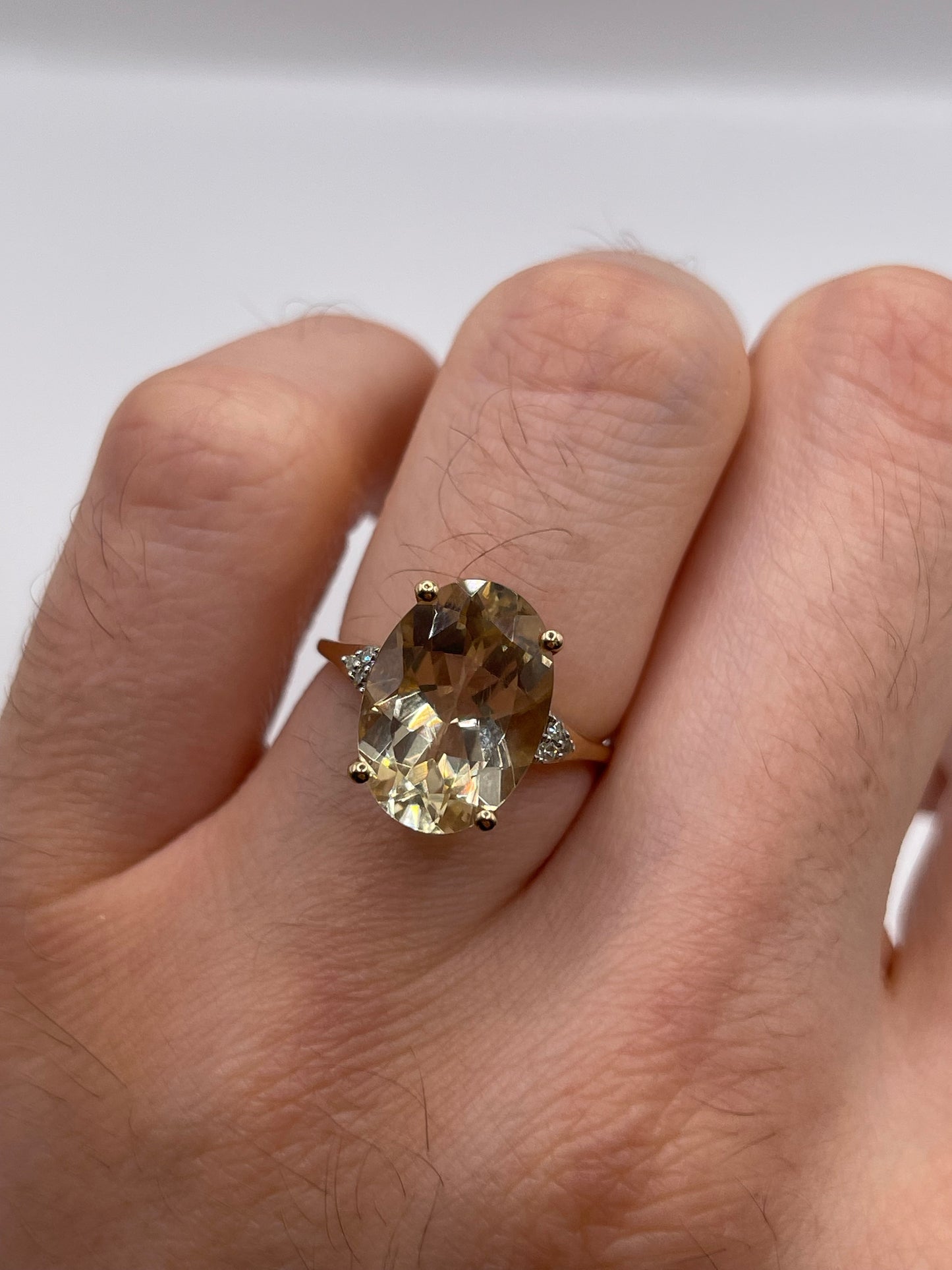 9ct gold quartz and diamond ring