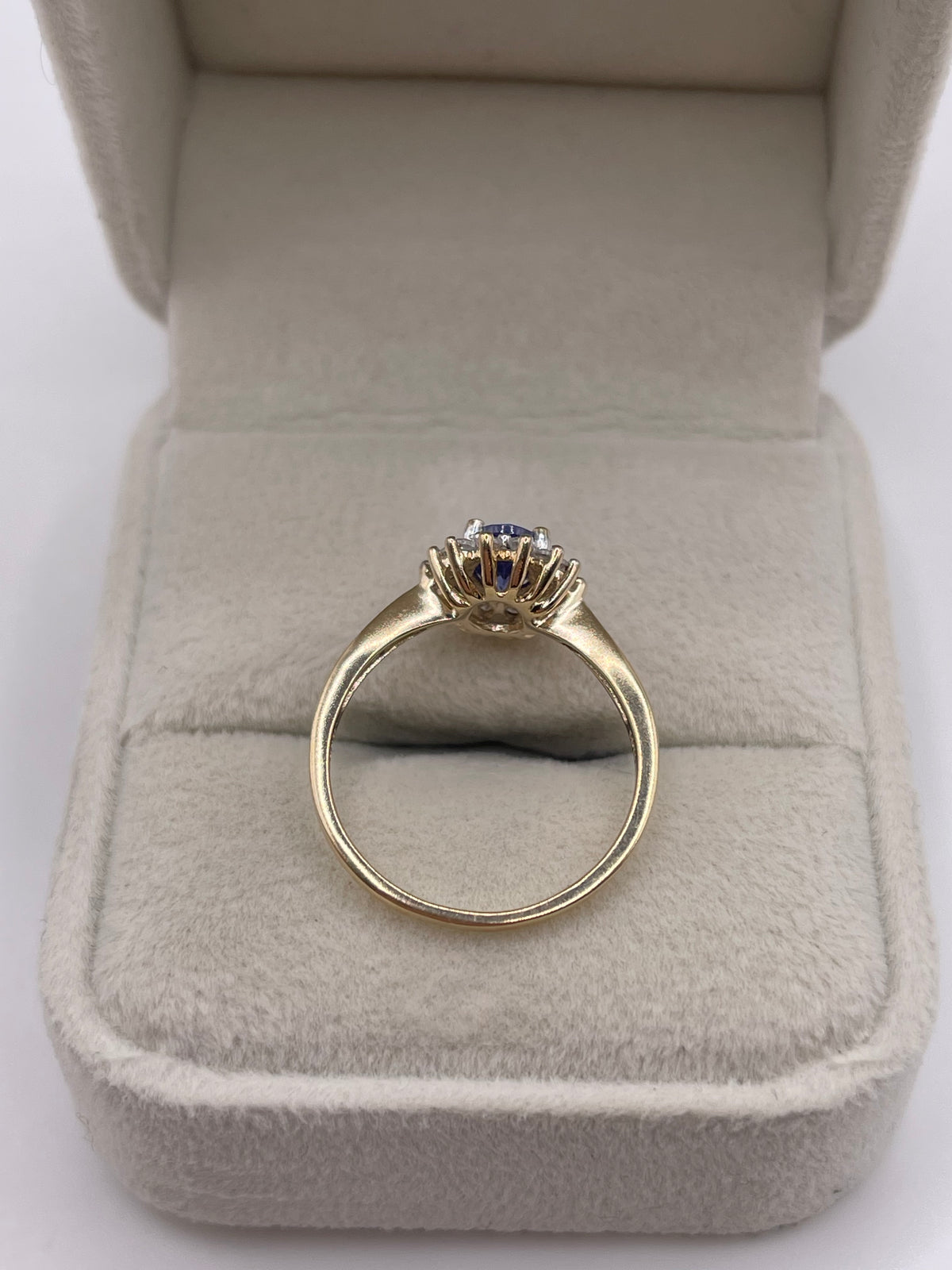 9ct gold tanzanite and zircon ring
