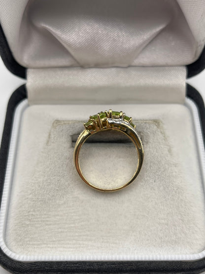 9ct gold peridot and diamond ring