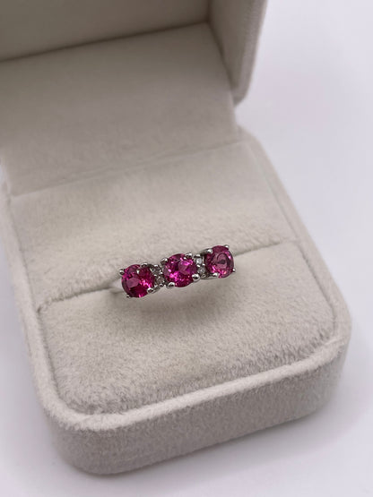 9ct white gold pink topaz and diamond ring