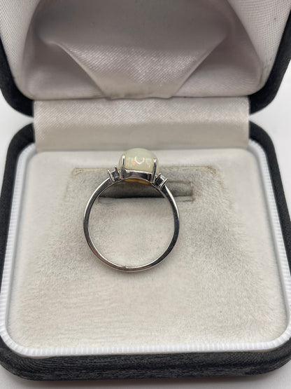 9ct white gold opal and zircon ring