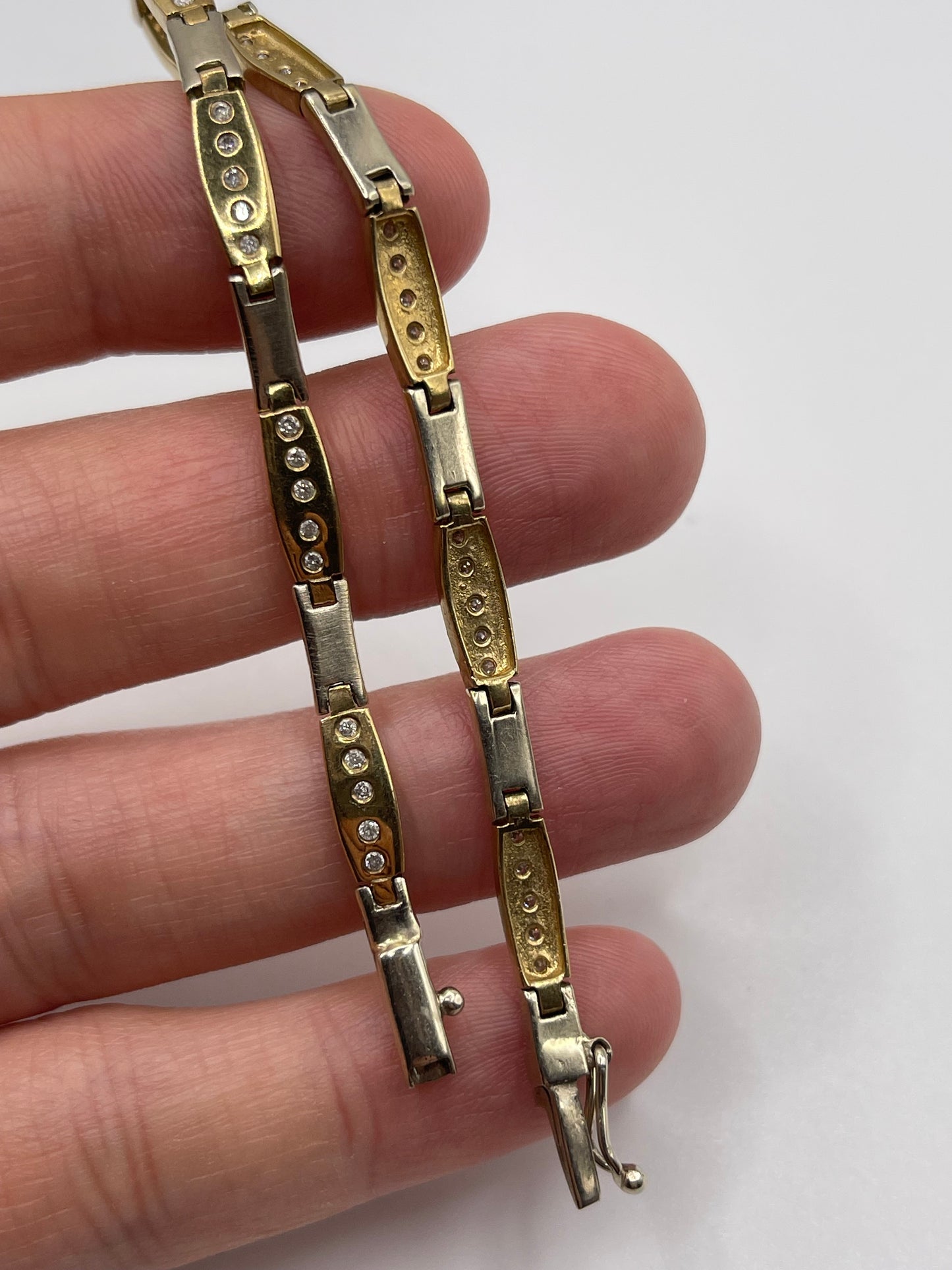 9ct two tone diamond bracelet