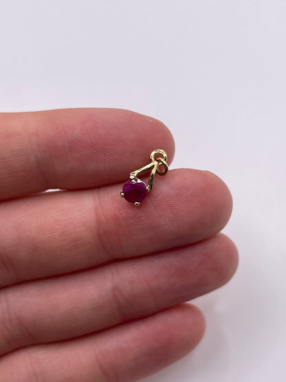 9ct gold ruby orndant