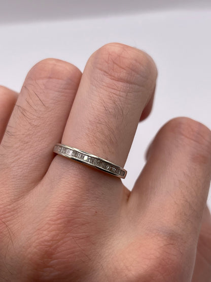 9ct white gold diamond ring