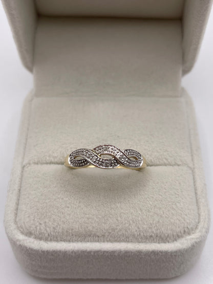 9ct gold diamond ring