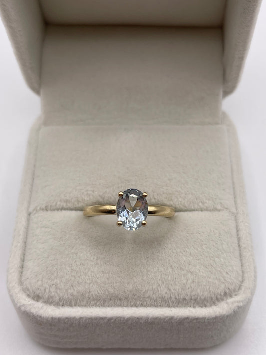 9ct gold aquamarine ring