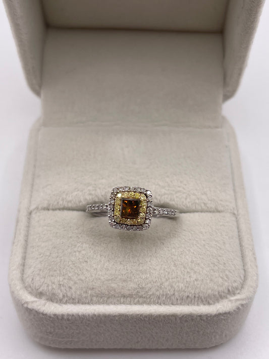 9ct white gold diamond cluster ring