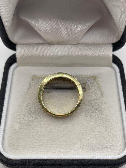 18ct gold sapphire and diamond ring
