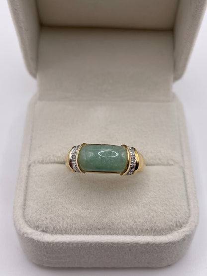 9ct gold jade and diamond ring