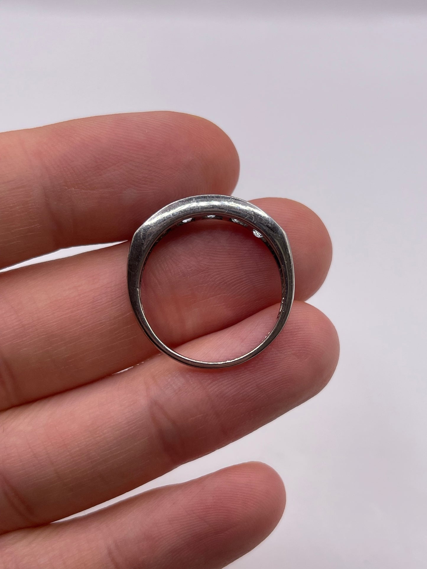Silver aquamarine ring