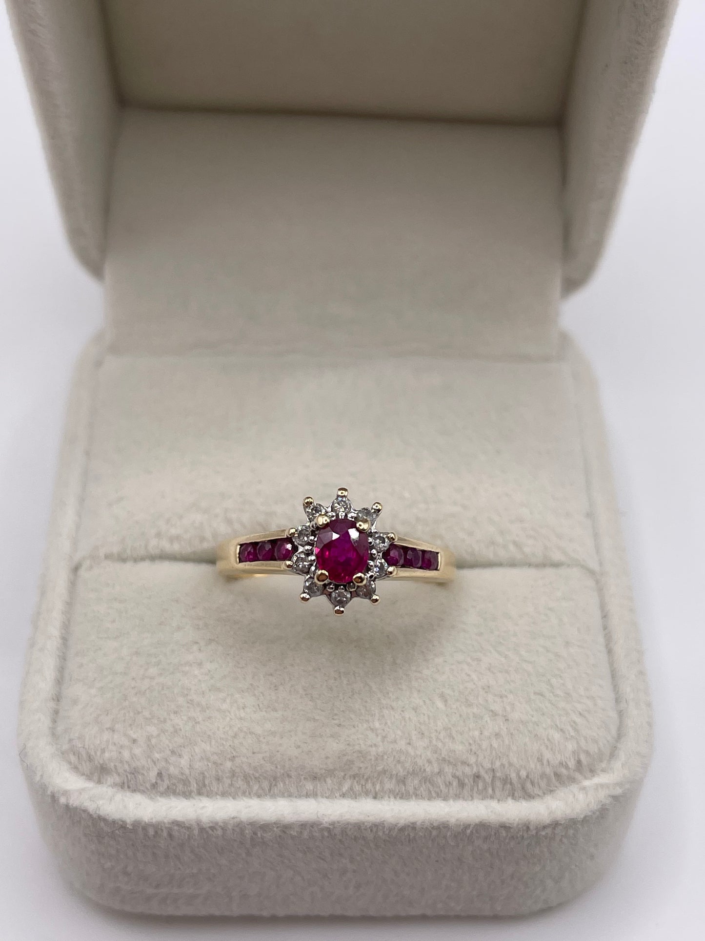 9ct ruby and diamond ring