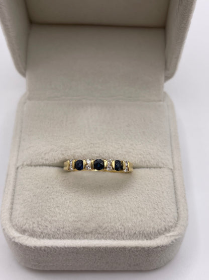 18ct gold sapphire and diamond ring