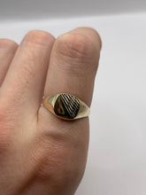 Load image into Gallery viewer, 9ct gold signet ring
