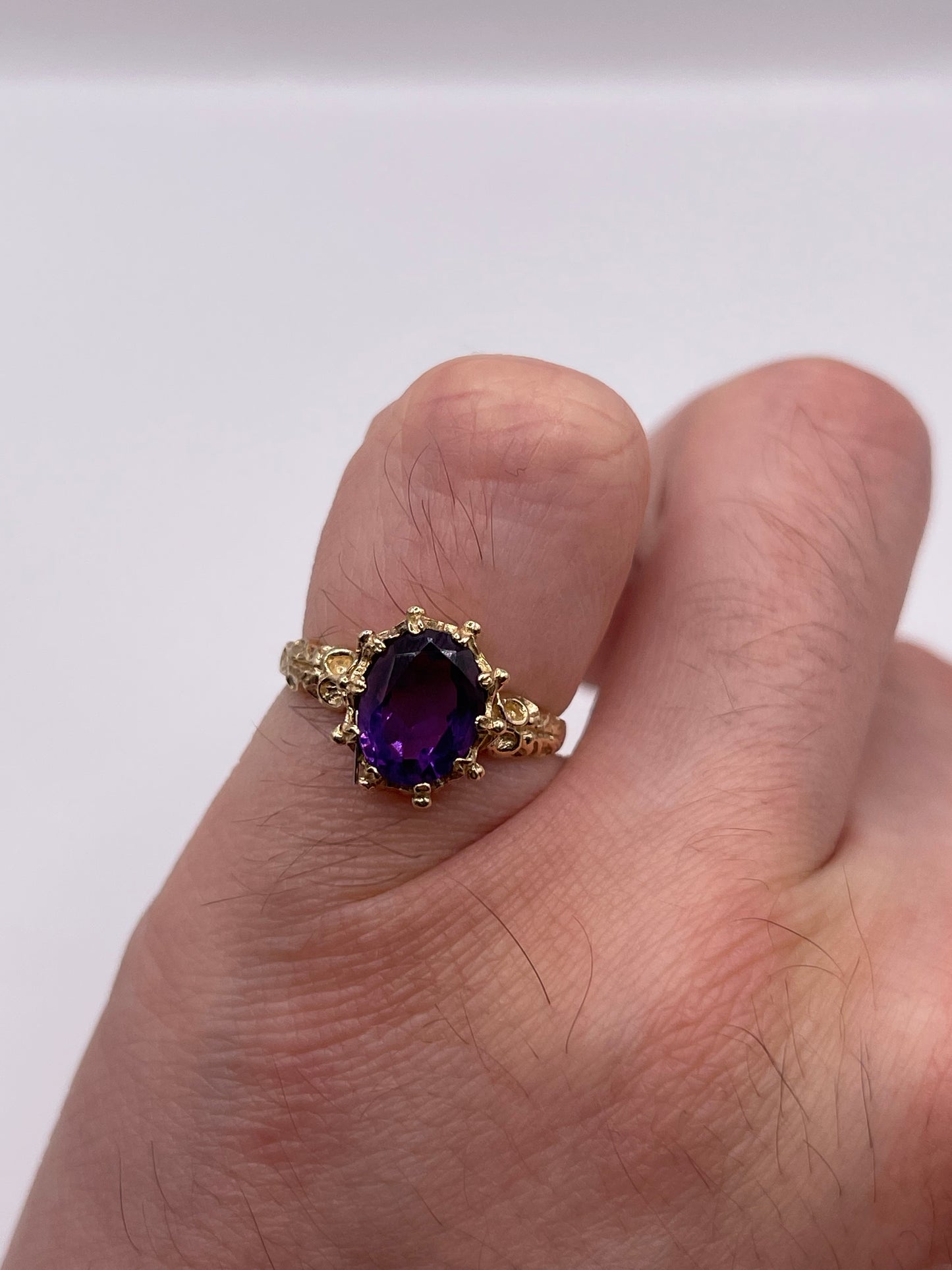 9ct gold amethyst ring
