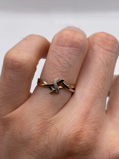 9ct two tone gold diamond ring