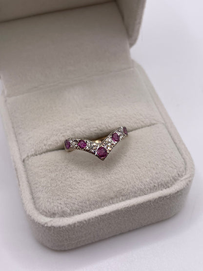9ct gold ruby and diamond wishbone ring