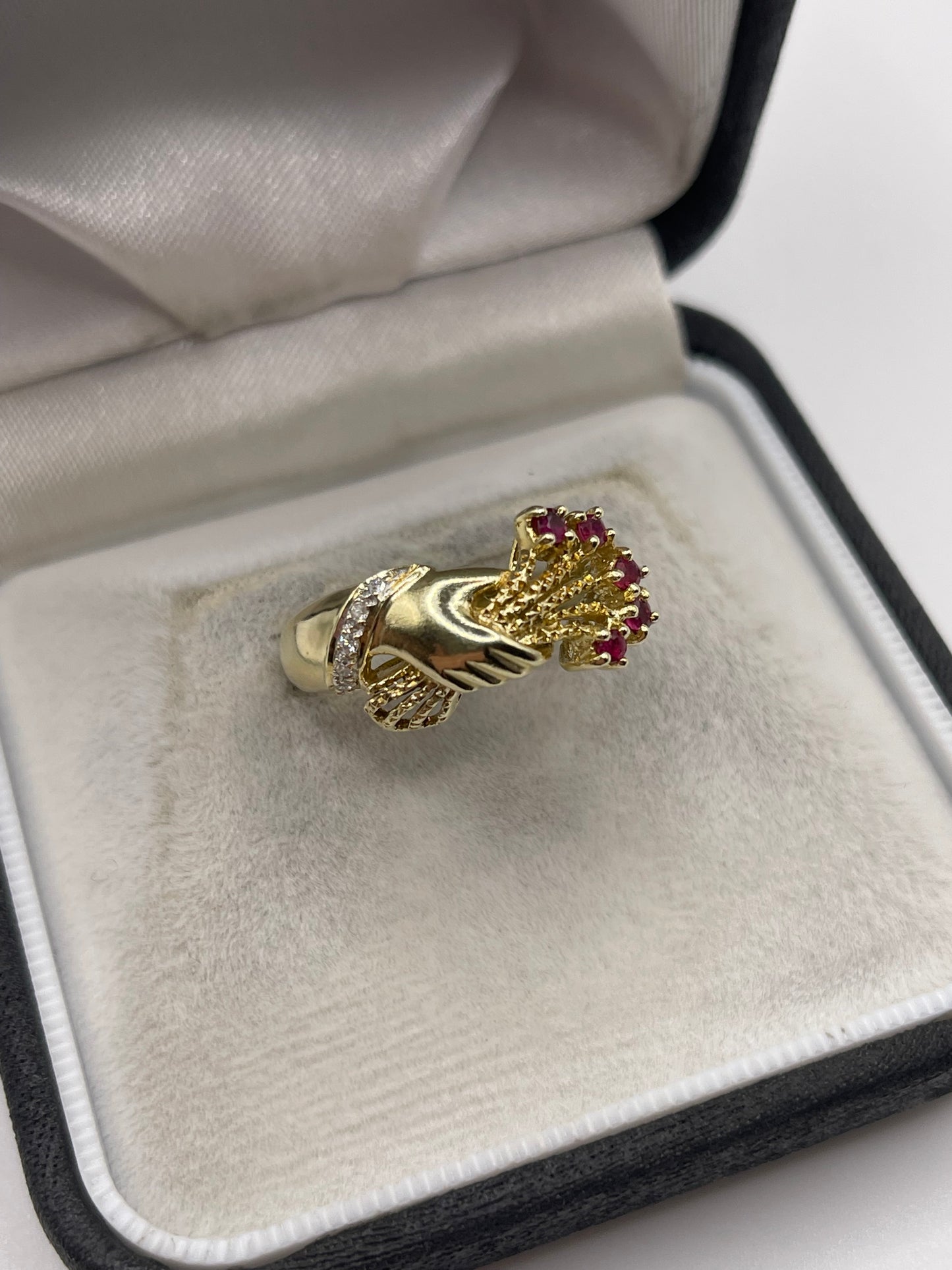 14ct gold ruby and diamond hand ring