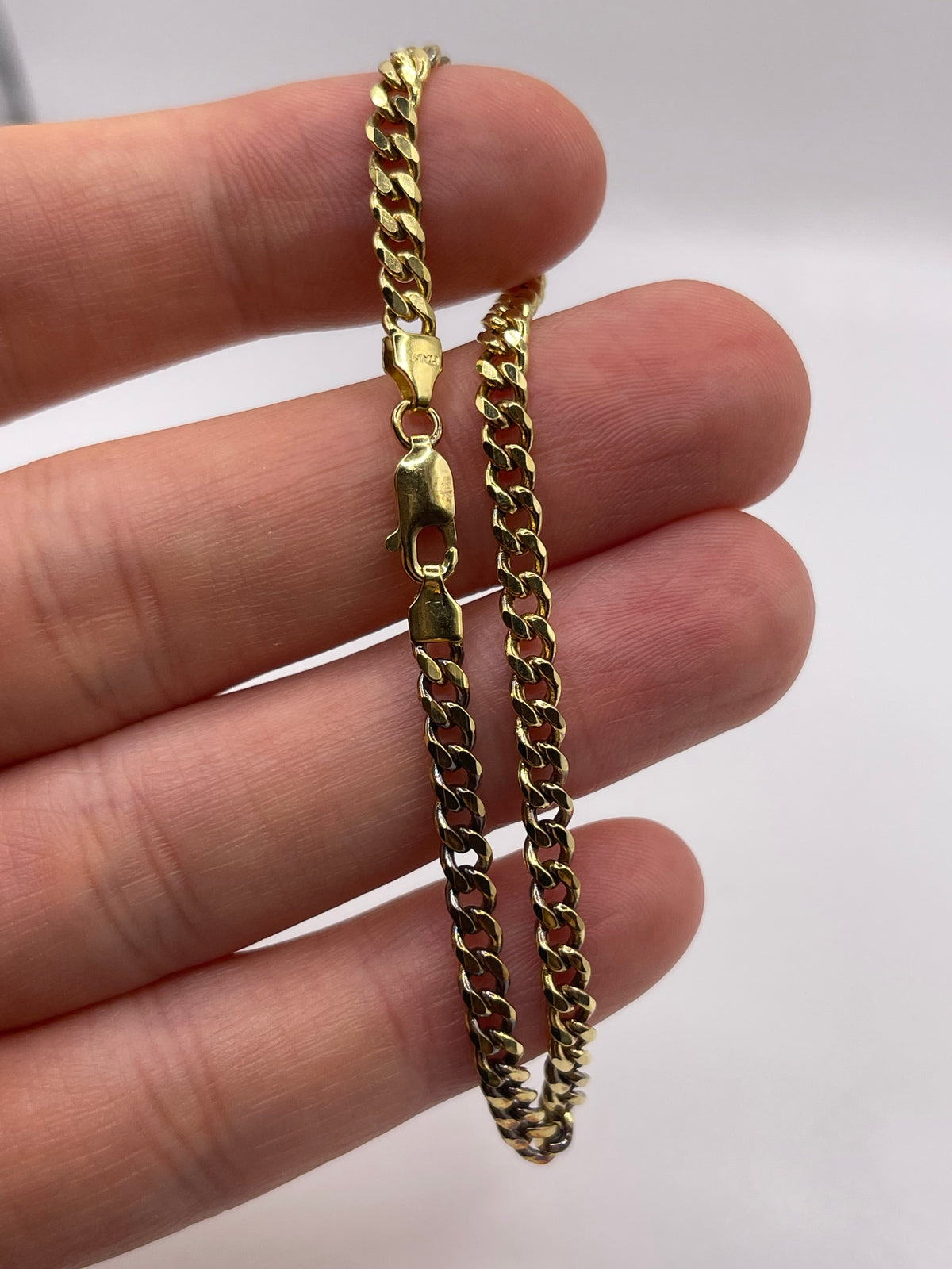 9ct gold curb bracelet