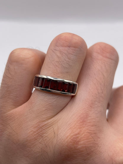Silver garnet ring