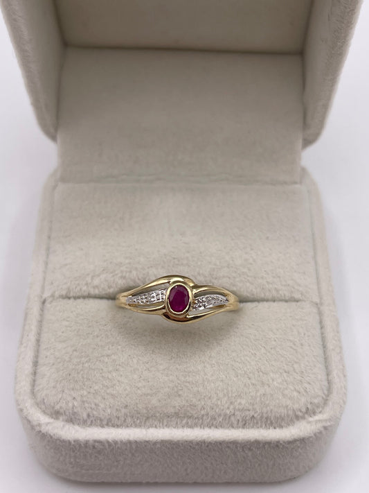 9ct gold ruby and diamond ring