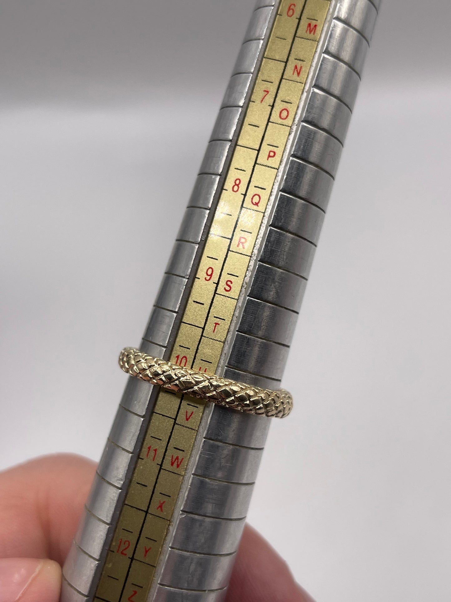 9ct gold snake ring