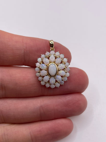 9ct gold opal cluster pendant