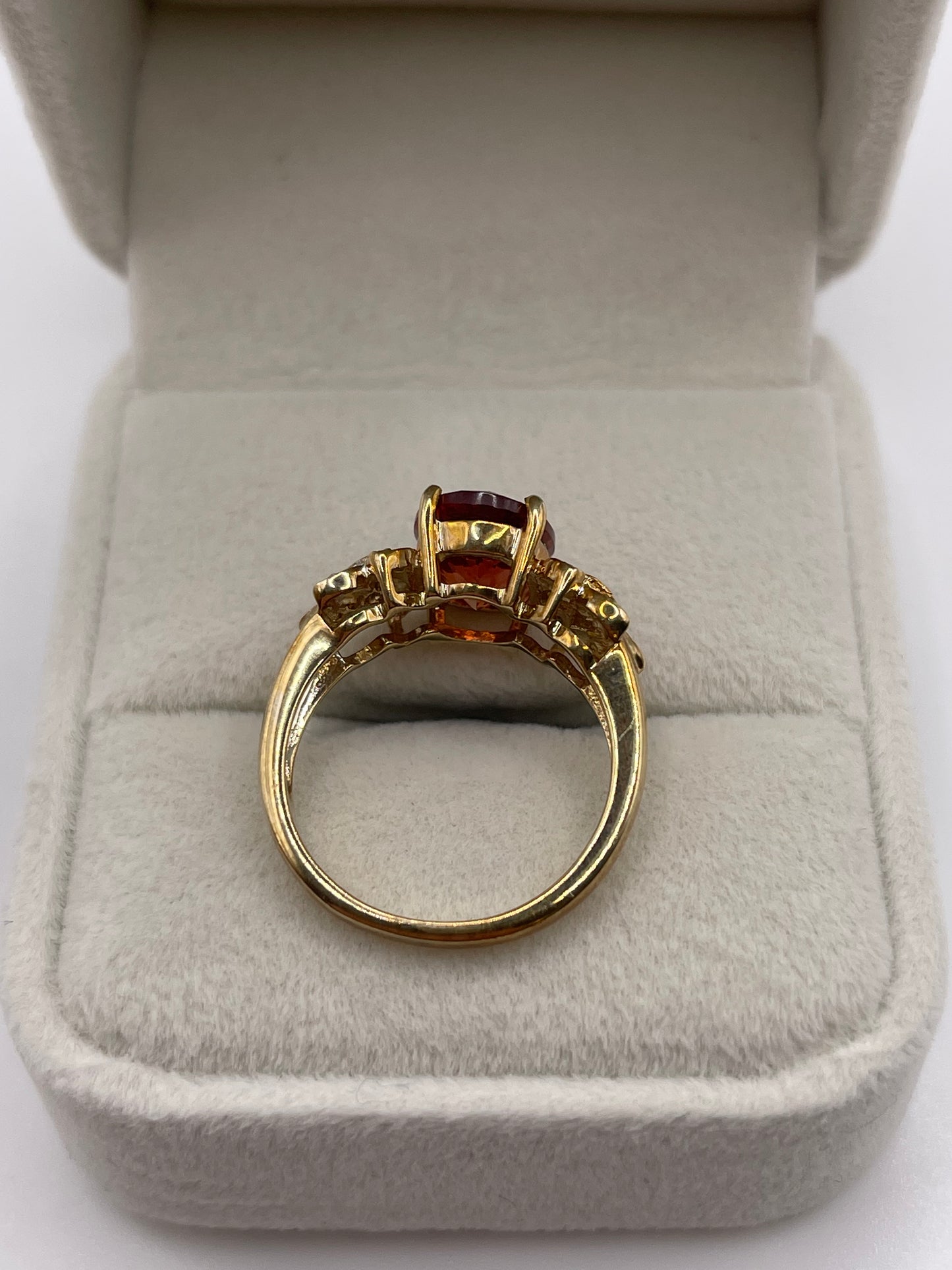 9ct gold citrine and diamond ring
