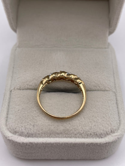 9ct gold sphene and diamond ring