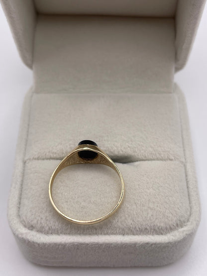 9ct gold onyx signet ring