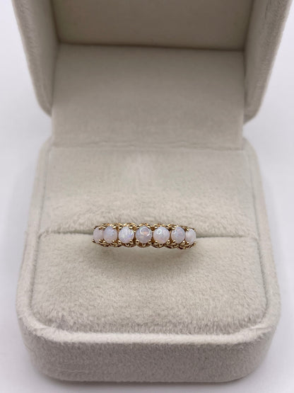 9ct gold opal ring
