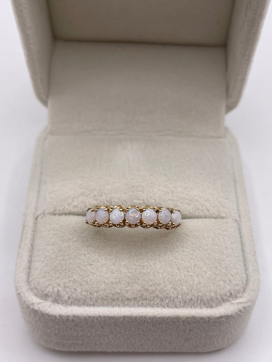 9ct gold opal ring