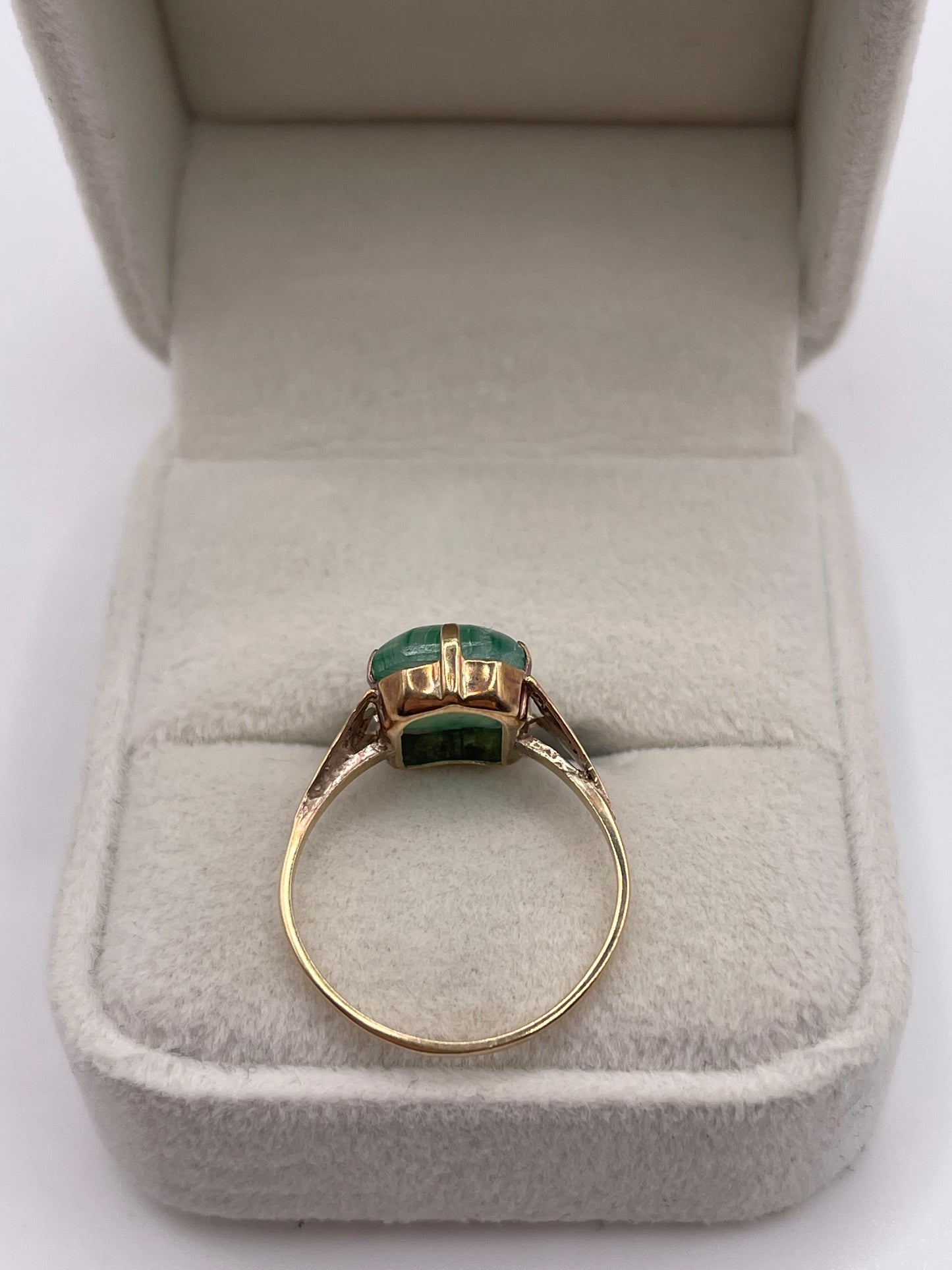 9ct gold agate ring