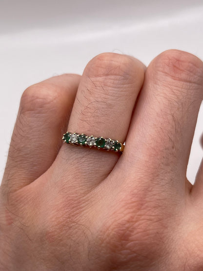 18ct gold emerald and diamond ring