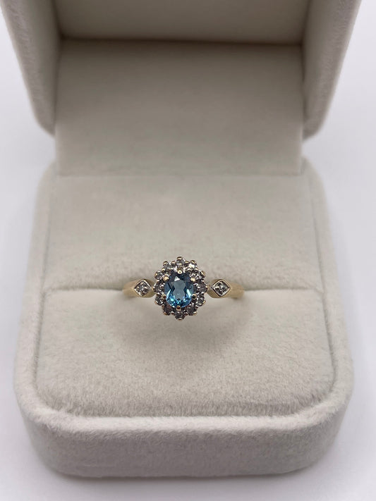 9ct gold topaz and diamond ring