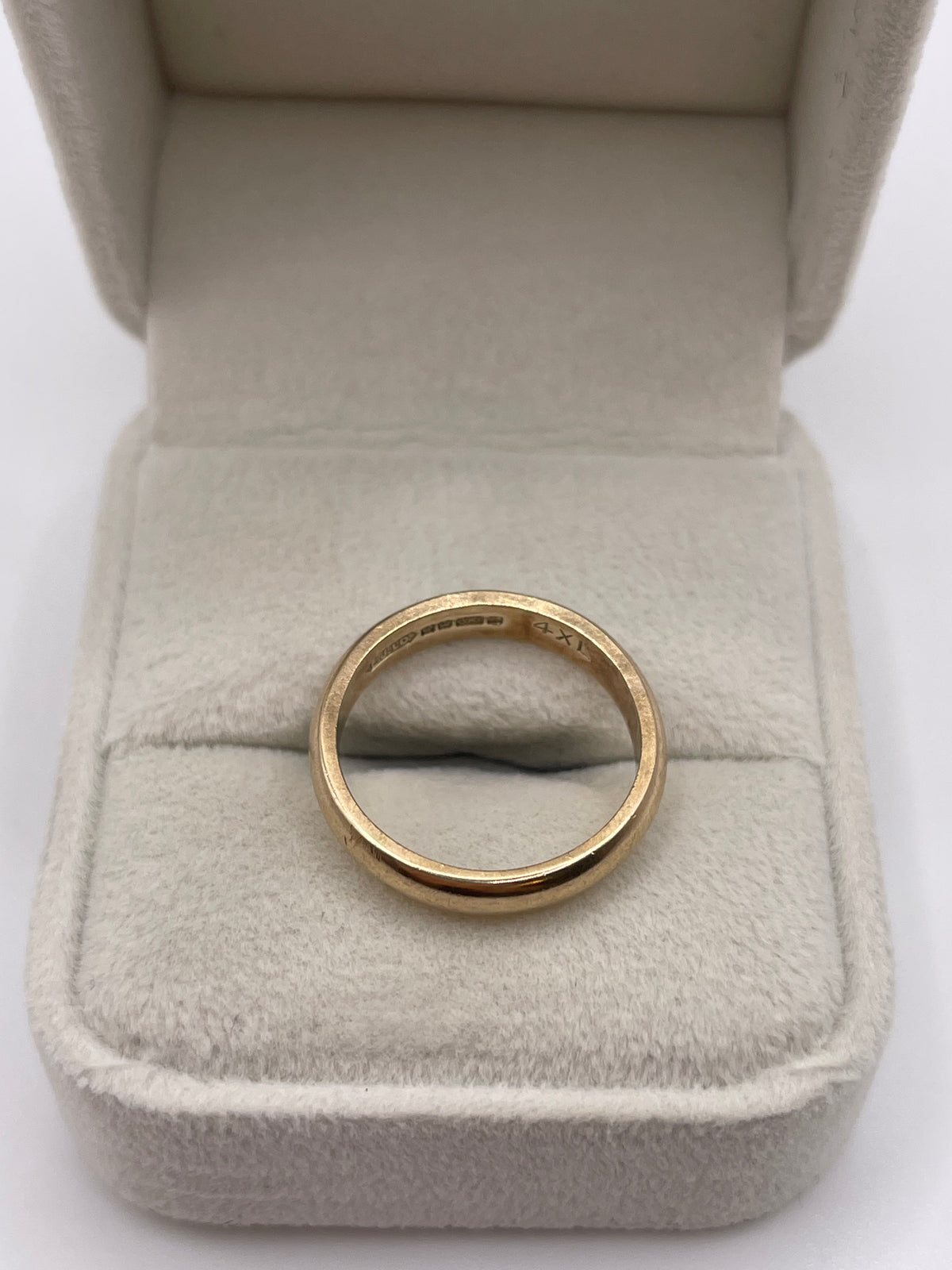 9ct gold band
