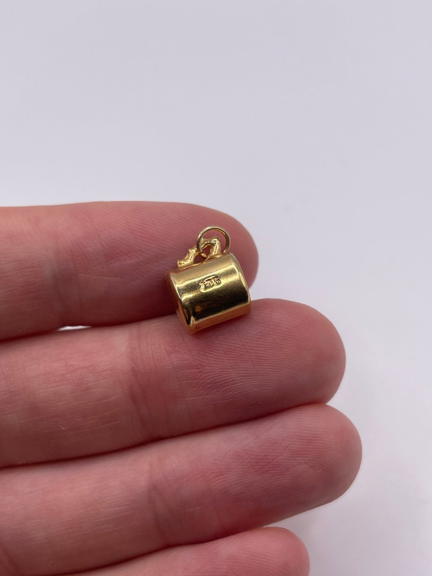 9ct gold cup charm