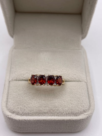 9ct gold garnet and diamond ring
