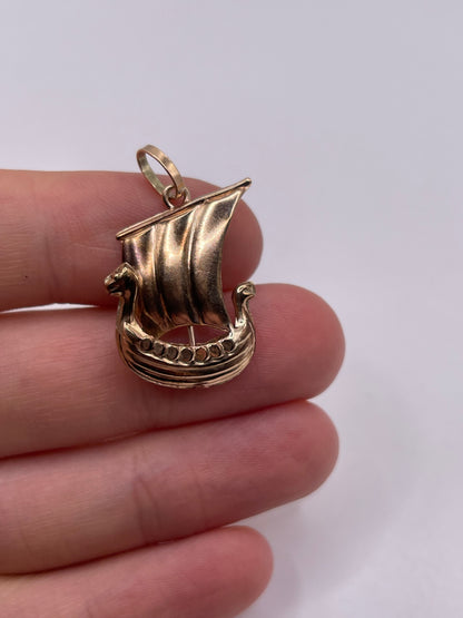 9ct gold ship charm