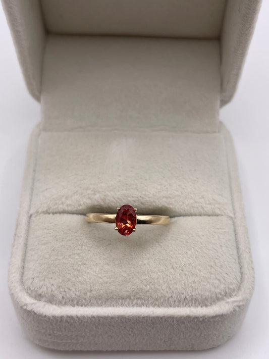 9ct gold quartz ring