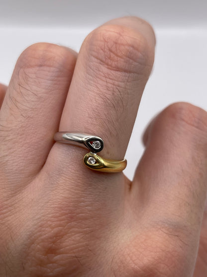 18ct two tone gold diamond ring