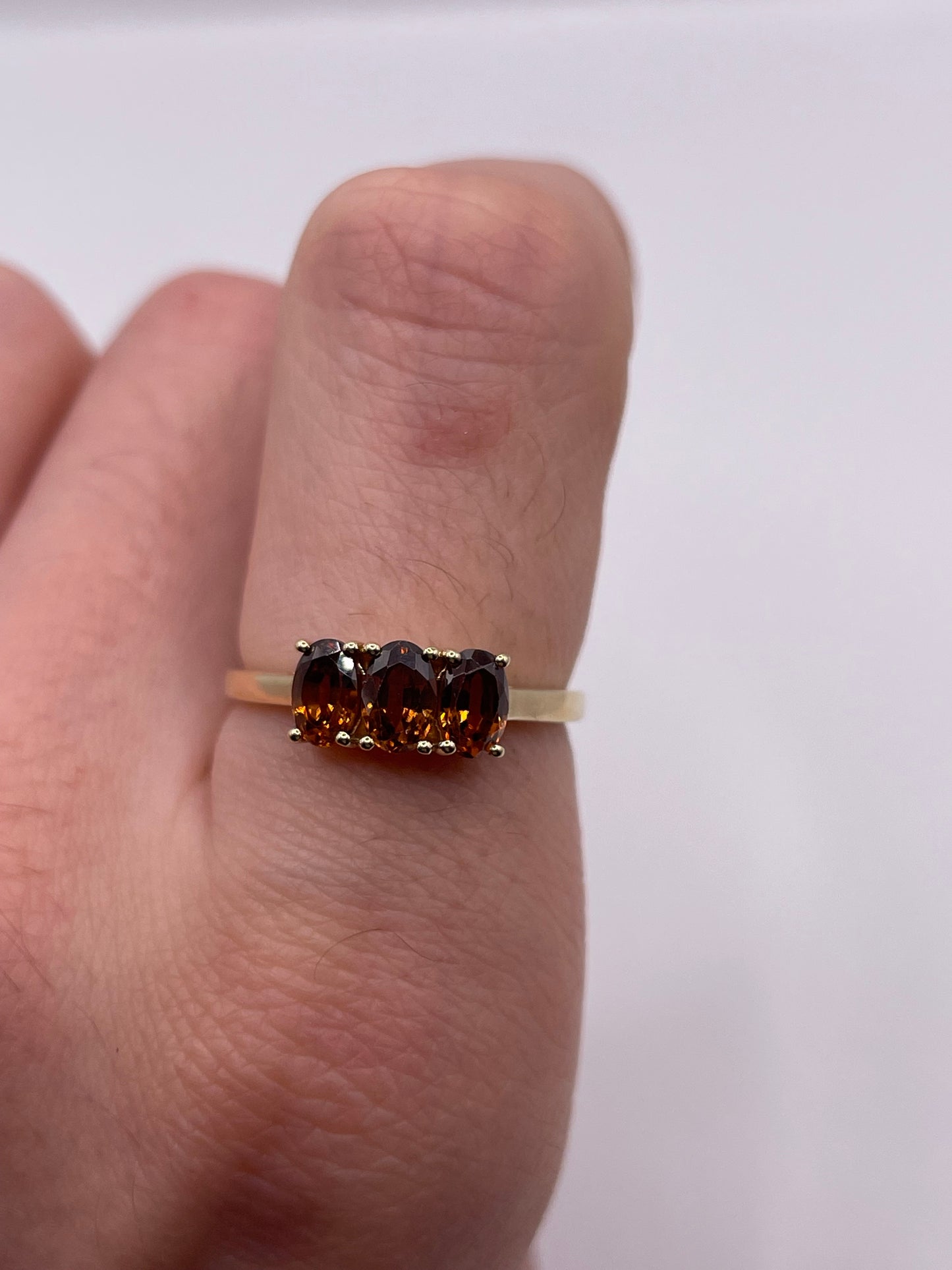 9ct gold brown zircon ring