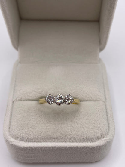 18ct gold 75 point diamond ring
