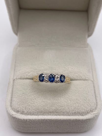 9ct gold sapphire and diamond ring