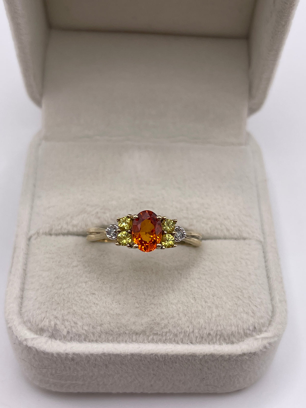 9ct gold citrine, quartz and diamond ring