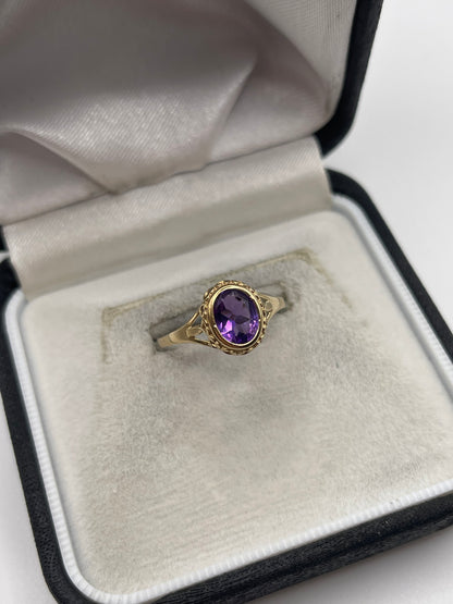 9ct gold amethyst ring