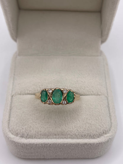 9ct gold emerald and diamond ring