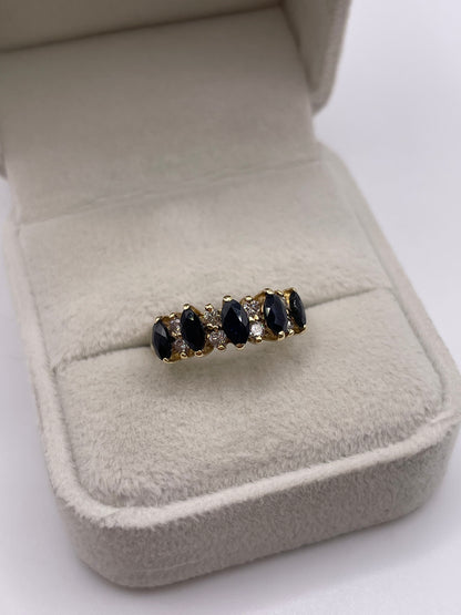18ct gold sapphire and diamond ring