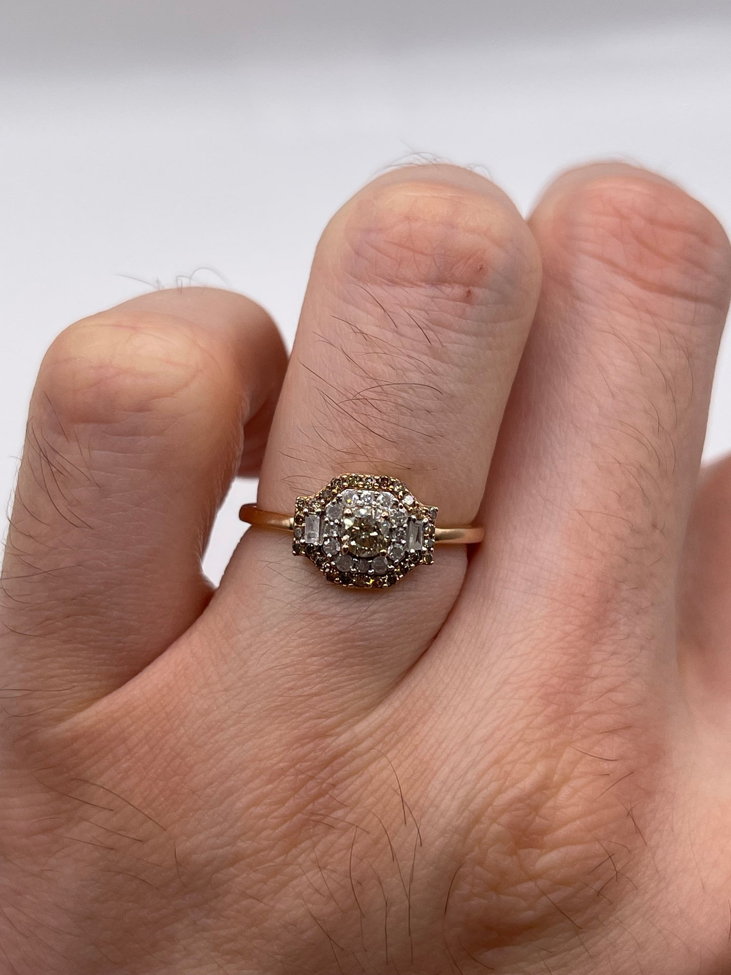9ct gold diamond cluster ring