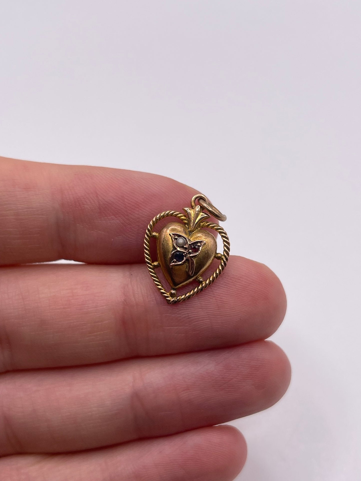 Antique 9ct gold sapphire, ruby and pearl heart pendant