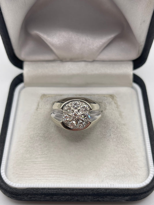 14ct white gold 1ct diamond cluster ring